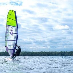 Surfen am Seestrand Buchwalde, Foto: Christian Gro&szlig;e