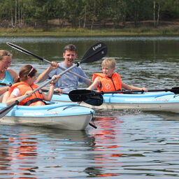 Wasserspa&szlig; mit Kajaks, Foto: Steffen Rasche