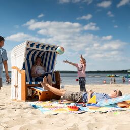 Strandtag am Seestrand Gro&szlig;koschen, Foto: Rico Schwarze - Gl&uuml;cksfoto GbR