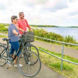 Fahrrad fahren am Senftenberger See, Foto Harry M&uuml;ller