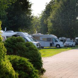 Wohnmobilstellpl&auml;tze im Komfortcamping, Foto: Rico Schwarze - Gl&uuml;cksfoto GbR